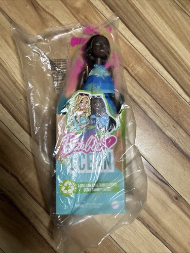 Barbie Loves the Ocean Doll in Ocean Print Top and Skirt - Picture 5 of 5