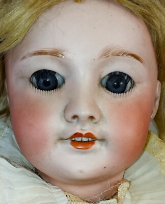 Ancienne Poupée Française BFBJ 301 Paris – Tête Biscuit – Yeux Endormis – Circa 1900