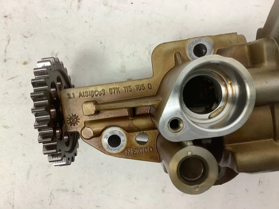 2010 VOLKSWAGEN BEETLE 2.5L I5 GASOLINE 5 CYLINDER ENGINE MOTOR OIL PUMP OEM+ - Image 2 of 4