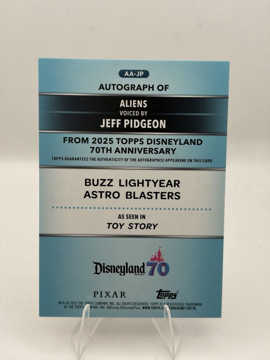 2025 Topps Disneyland 70th JEFF PIDGEON Aliens AUTO Gold Foil 11