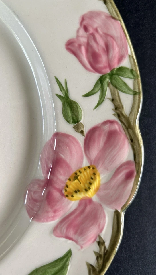 Juego de 9 platos de cena Franciscan Desert Rose de 10 1/2" con sello trasero de pantalla de TV Foto 4 de 4