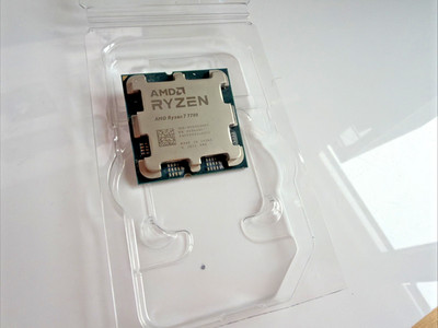 AMD Ryzen 7 7700, 8 Kerne/16 Threads, 3.80-5.30 GHz AM5