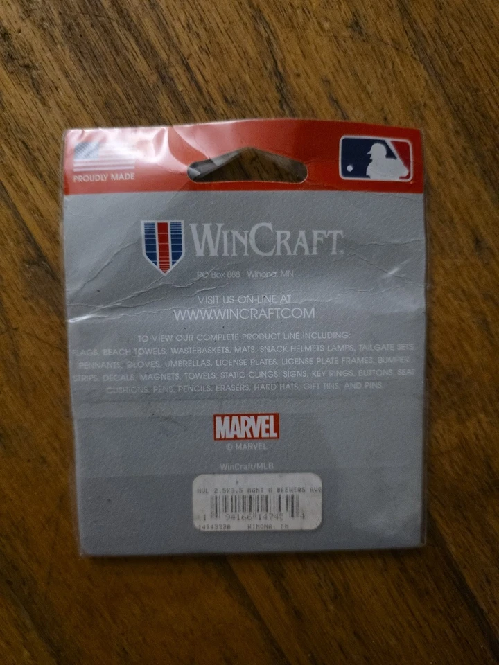 NIP Wincraft Marvel Avengers Milwaukee BREWERS MLB Fridge Magnet 2.5" x 3.5" - Imagem 2 de 2