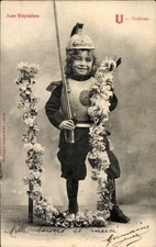 Ak Les Voyelles, Uniforme, Kind in Uniform, S...