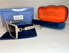 Gucci Women White Square Plastic Frame Gray Tinted Sunglasses w/ Case Box
