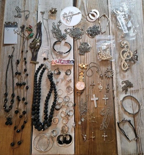 Mixed Lot Vtg + Contemporary Costume Jewelry Bracelet Ring Necklace Watch...