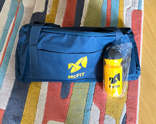 McFIT Sporttasche M 15 L blau Polyester mit Logo Reißverschluss Tragegurt