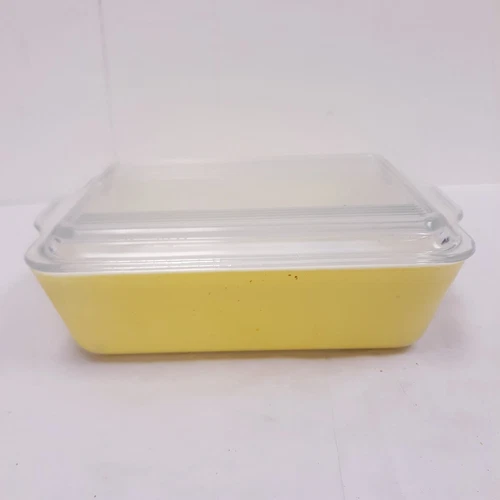 PYREX Yellow Refrigerator Casserole Dish w Lid - 1.½qt Large Rectangle 503 vtg