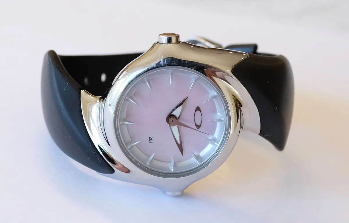 Oakley Crush 2.5 Watch Polished Mother Of Pearl Pink Dial - Ladies / Women's