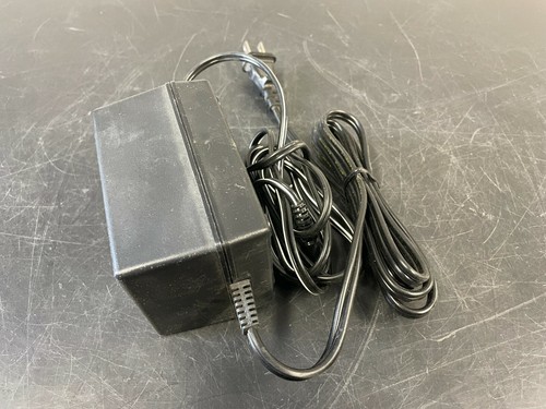 Mitutoyo DP-3 Digimatic Mini Processor with Foot Pedal, Power Supply and Cables - Picture 11 of 11