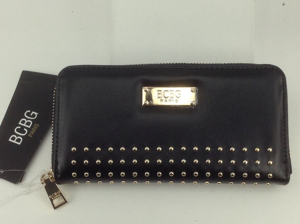 bcbg paris wallet