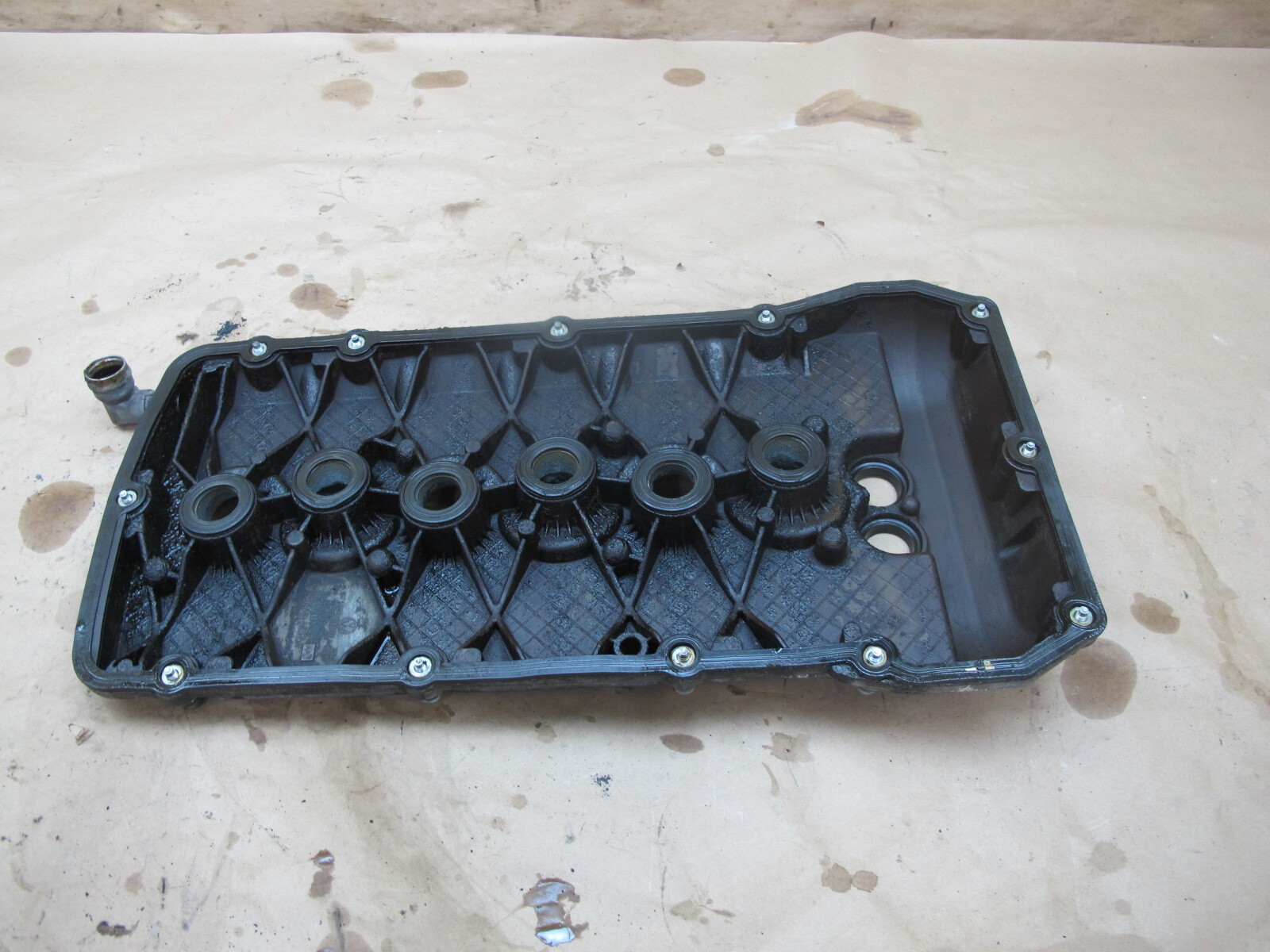 03-10 BENTLEY CONTINENTAL GTC GT FLYING SPUR 6.0L ENGINE MOTOR RIGHT VALVE COVER