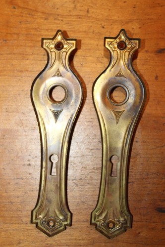 Pair of St Johns H-49000 by Corbin C:1932 Wrought Bronze Escutcheons S-62 - Picture 3 of 6