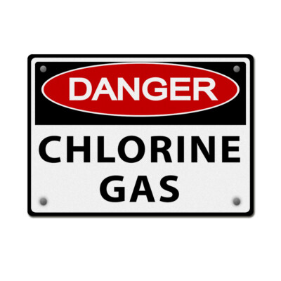 Horizontal Metal Sign Chlorine Gas Danger Weatherproof Street Signage