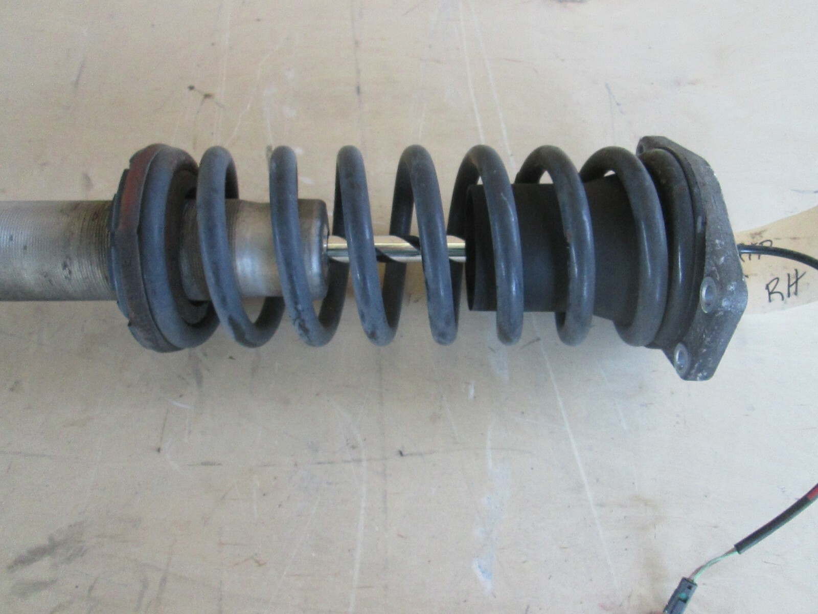 Maserati Quattroporte  05 Rear Shock Absorber  202960