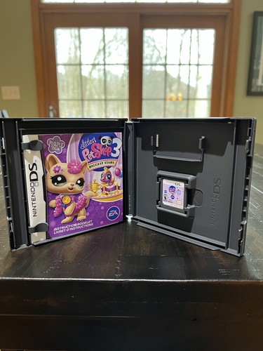 Littlest Pet Shop 3: Biggest Stars - Purple Team (Nintendo DS, 2010) - Picture 7 of 7
