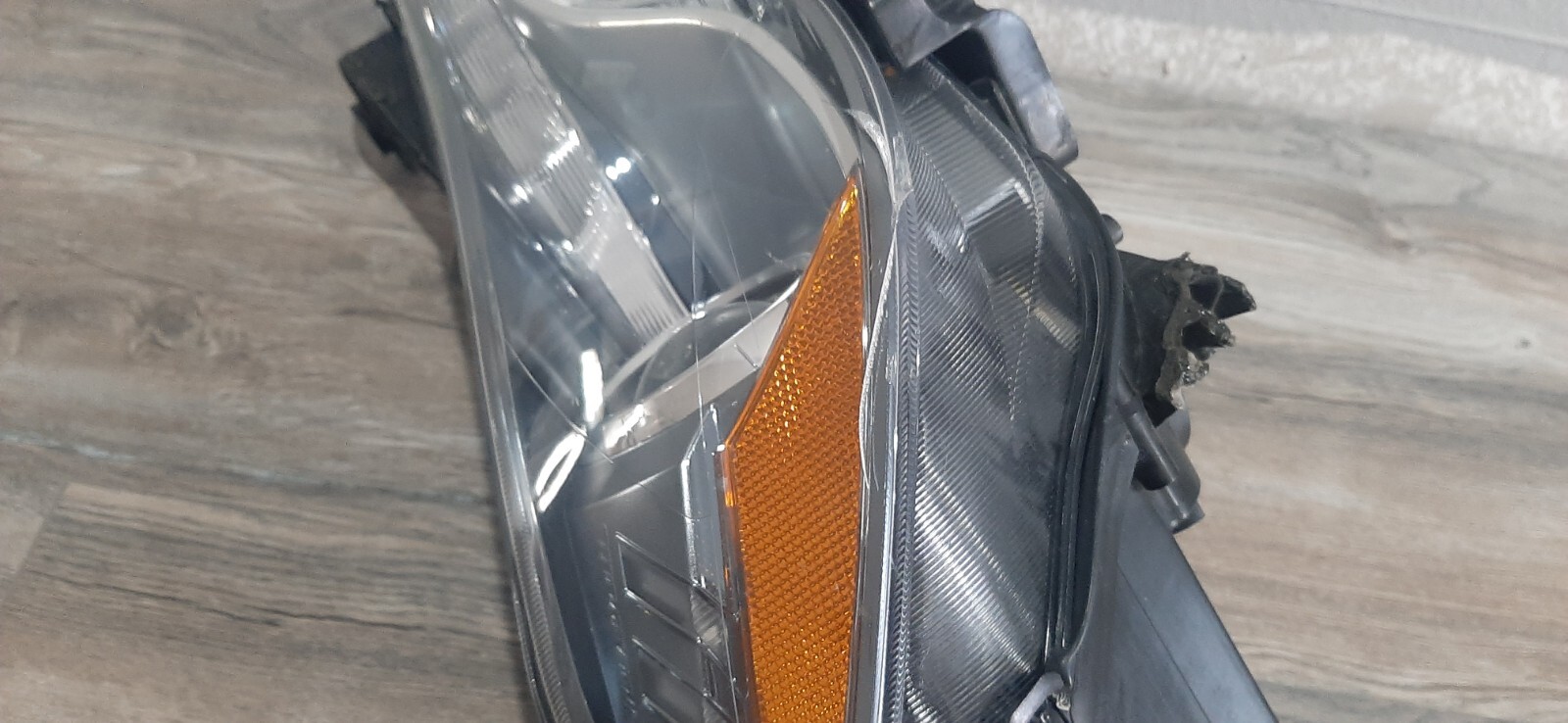 OEM 2014-2017 Maserati Ghibli SQ4 USED Front Right Bi-Xenon Headlight Assembly