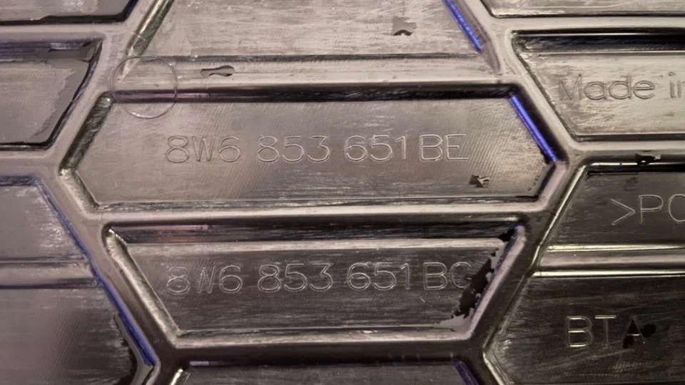 Parrilla delantera cromada original Audi A5 2021 8W6853651BE Foto 2 de 3