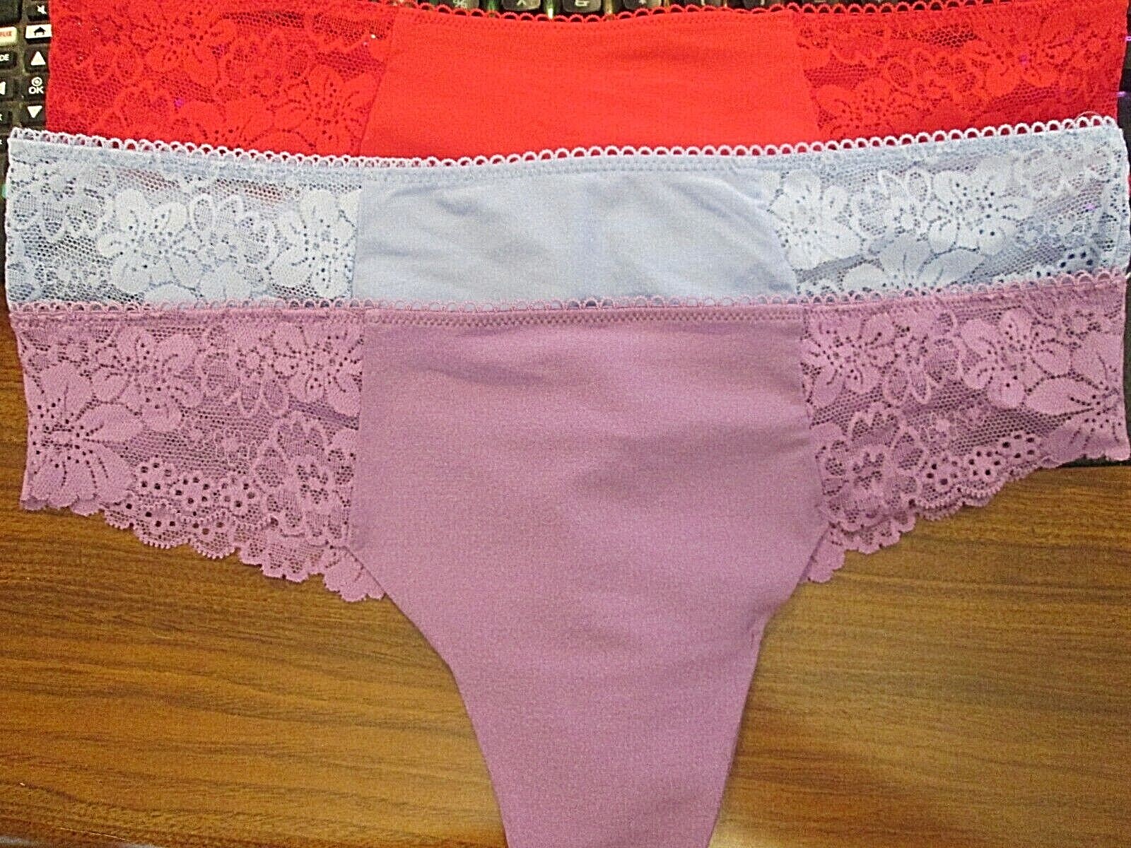 New w/Tag Victoria's Secret FLAT $4.95 SHIP🌷Laser Cut No-Show Thong 🌷 Sz M,L🌷