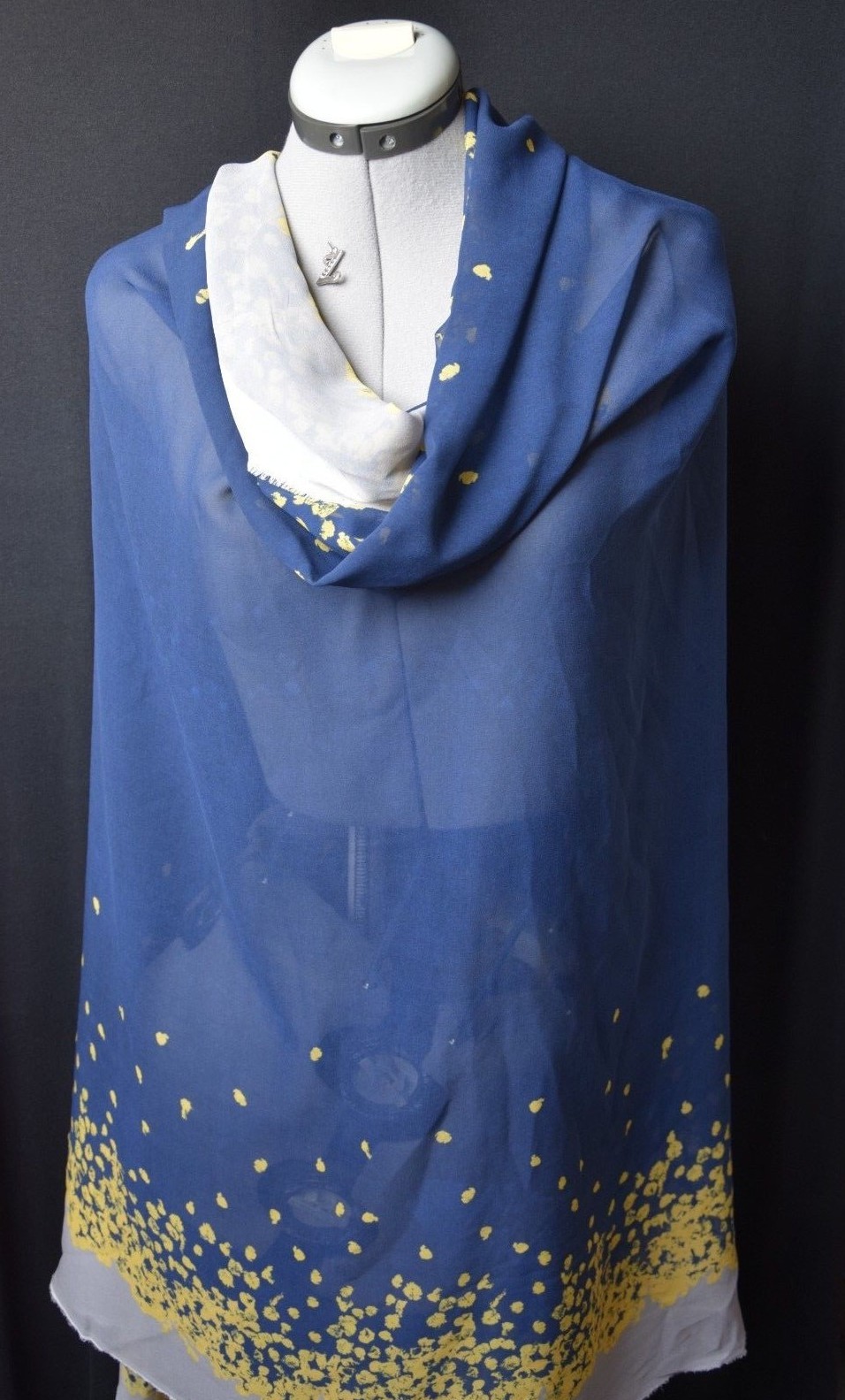 Mousseline de Soie au Mètre Cacharel Tissu Imprimé Bleu Jaune Gris pour Couture