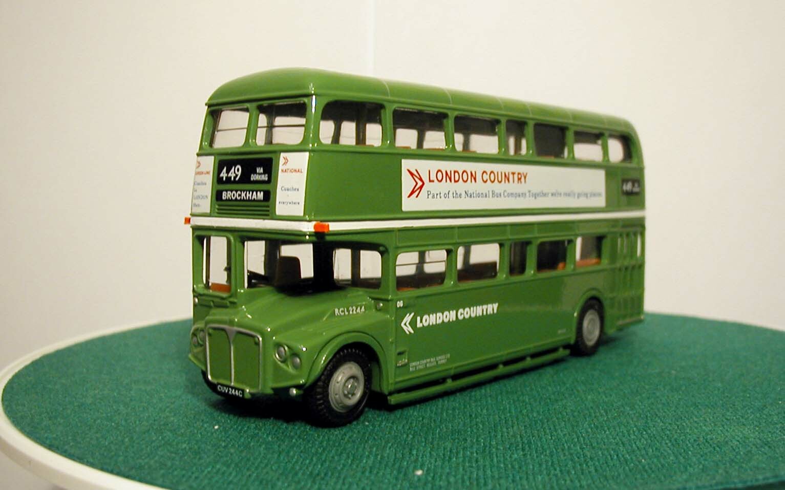 EFE LONDON COUNTRY RCL ROUTEMASTER COACH-25602