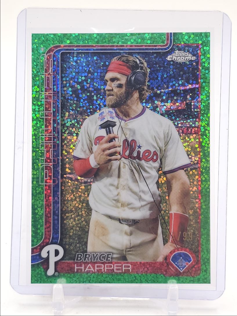 BRYCE HARPER 2025-26 TOPPS CHROME GREEN SPECKLE IMAGE VARIATION #150 /99 Q0004