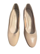 Easy Street Easy Flex Pump Women  s Size 8M Taupe Slip On Block Heal