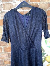 Ax Paris beautiful lace dress with centre split size 12 - stunning on