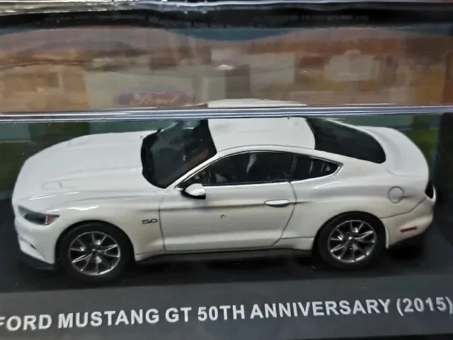 FORD MUSTANG GT 50 Aniversario (2015), ALTAYA 1:43, FUNDIDO A PRESIÓN, ¡NUEVO!! Foto 2 de 4