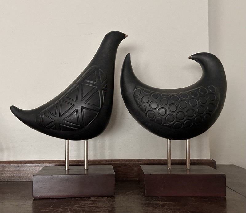 Bitossi Italian Style Ceramic Pottery Black Birds Figurine Sculptures 10.5” tall
