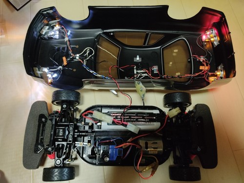 Kit radiocomando Tamiya NISMO R34GTR (dal Giappone) - Foto 9 di 10