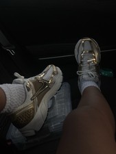 Nike Vomero 9 Women s White/Gold Low Top Lace...