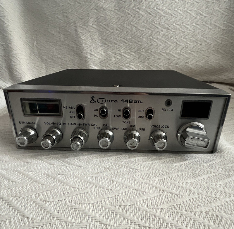 Cobra 148GTL 40-Channel CB Mobile Radio Transceiver ANL VoiceLock w/ Mic