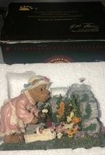 Boyds Bears Style 2277940 Elizabeth Bearsley... Garden Time 2nd Ed. 2004