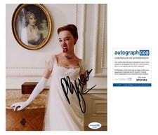 Phoebe Dynevor "Bridgerton" AUTOGRAPH Signed Daphne Bridgerton 8x10 Photo B ACOA