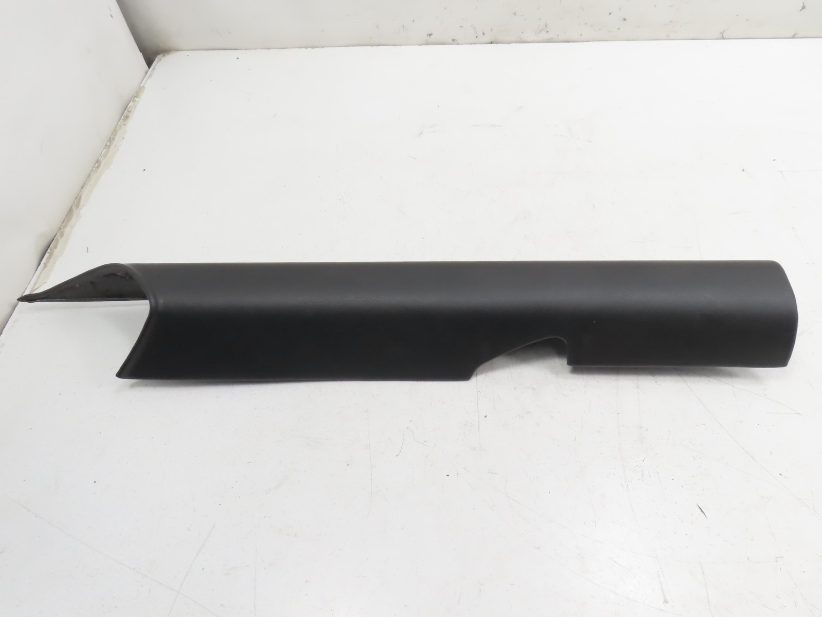 06 Lamborghini Gallardo #1310 Trim A-Pillar Vent Window Panel Cover Big RH 40086