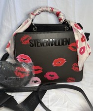 NEW Steve Madden Bevelyn Crossbody Bag in Black KISSES LIPS NWT