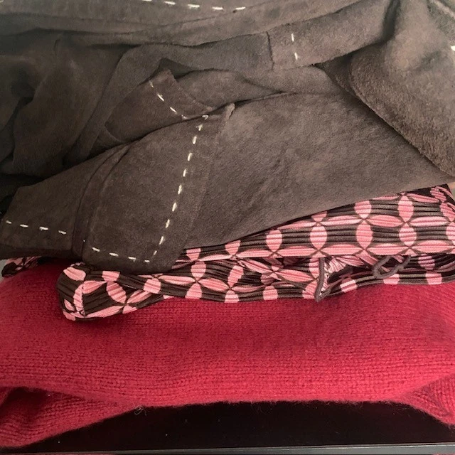 Hágalo usted mismo ✦ Paquete de tela de reciclaje - Lote de chatarra de ropa para coser, manualidades y retrabajo Foto 4 de 4