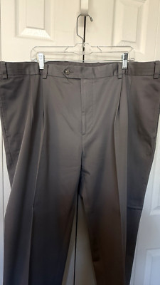 Jos A Bank Traveler's Collection Cuff Pleat Pants GRAY Cotton Men 44x30 Preppy
