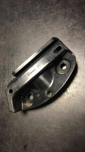 BMW 3ER E90 STOßSTANGENHALTER HINTEN RECHTS 7118194