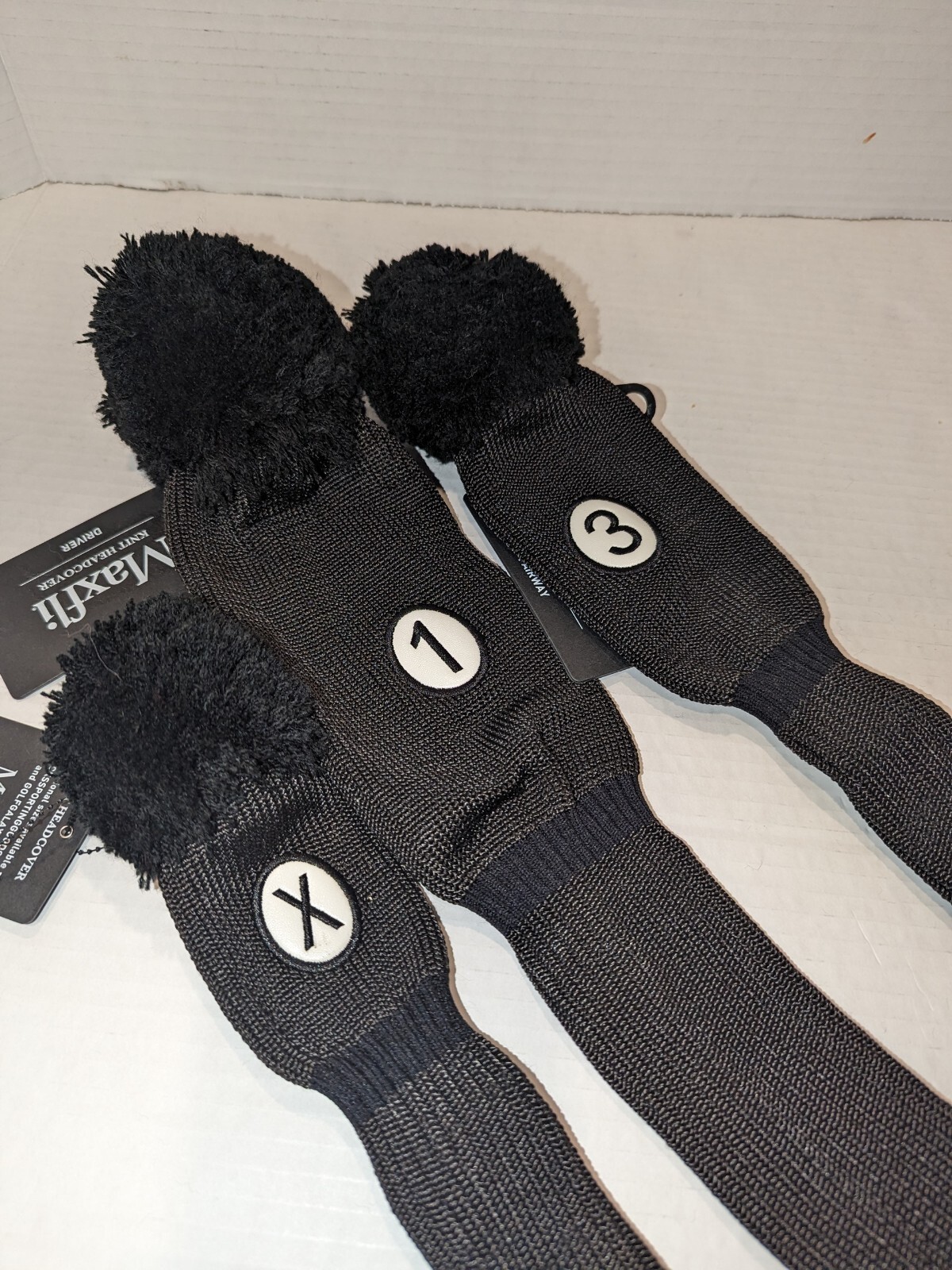 MAXFLI Black Pom Knit Golf Head Covers Driver 1, Fairway 3, Hybrid X