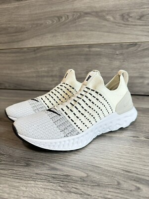 Nike React Phantom Run Flyknit 2. Brand New. Mens Size: 7.5 - 15.