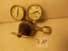 Tescom Oxygen Low Pressure Gas Regulator 400psi 0-30psig  CGA540