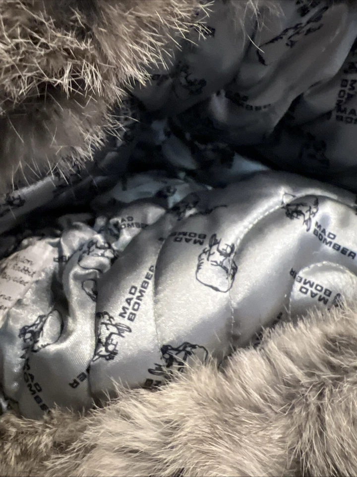 Sombrero de piel de conejo Mad Bomber talla mediana M azul blanco costuras hebilla de barbilla limpia Foto 3 de 4