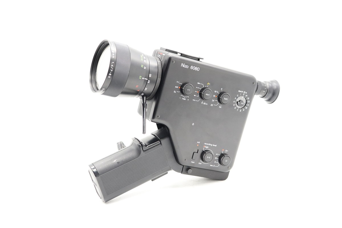 Nizo 6080 (black) super 8 camera / Film Tested / NEW Belt / Fully