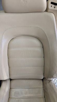 FERRARI 456M FRONT SEAT SET ON CREAM WITH TRACKS 65832126
