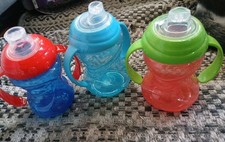 Nuby Clik It  Grip Sippy Cups No Spill Training Cup Set of 3