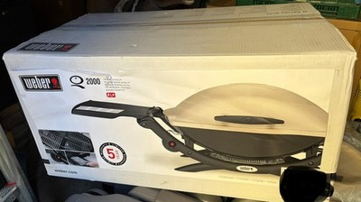 Weber Gasgrill Q2000 Neu