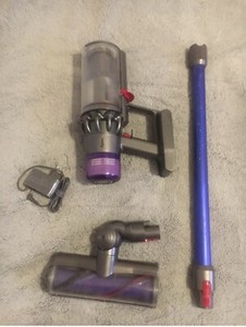 Dyson V11 Absolute