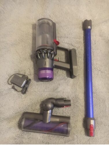 Dyson V11 Absolute aspirateur balai bon état SV14 - Imagen 1 de 4